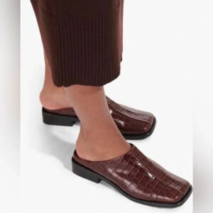 STAUD Olga Espresso Chocolate Brown Croc Embossed Mule Flats Size 6.5